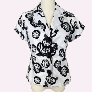 JW White and Black Rose Print Rose 3D Button Short Sleeve Jacket 90s Size Small